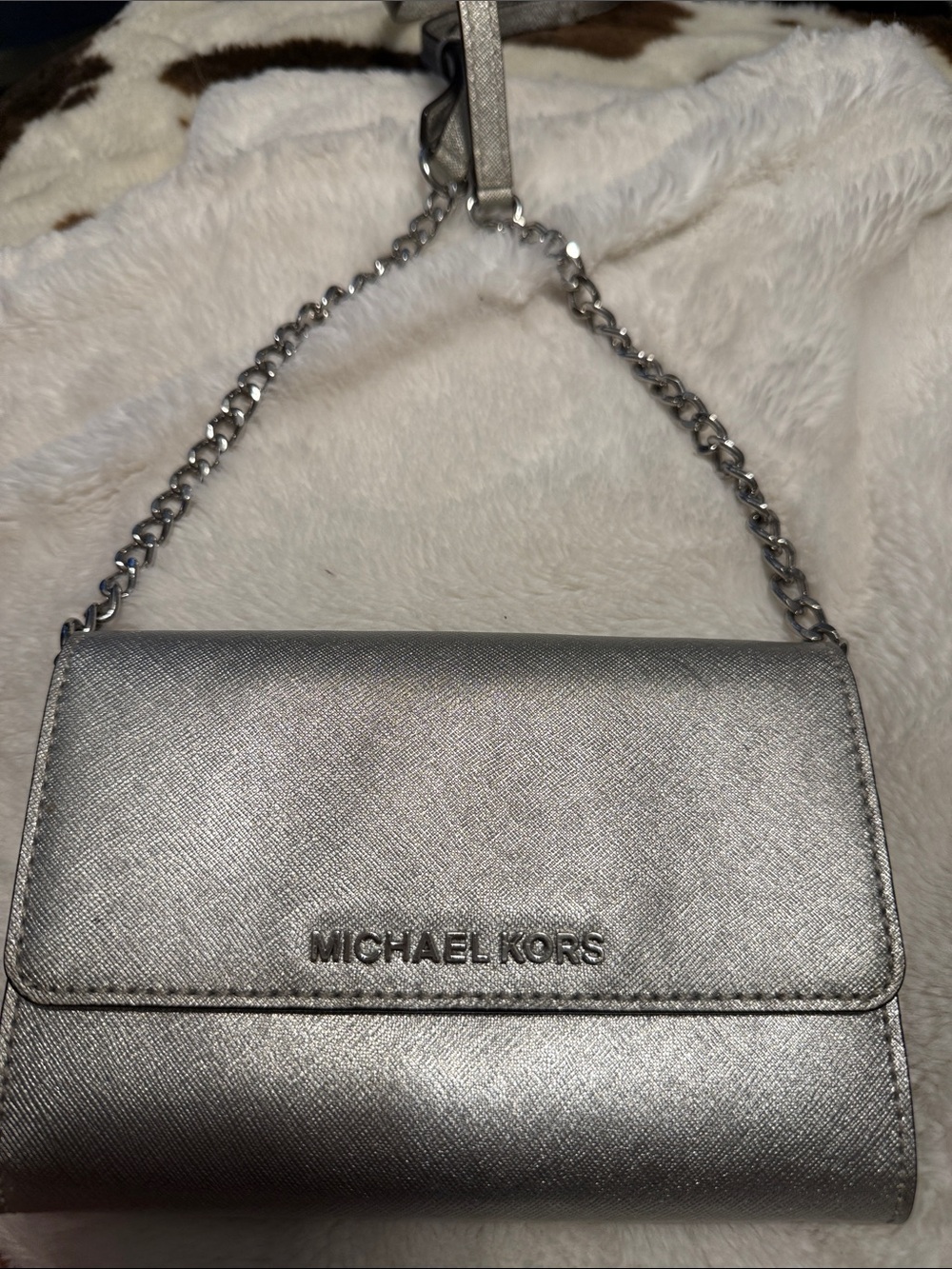 Michael Kors Metallic Silver Crossbody Chain Wallet - Picture 6 of 6